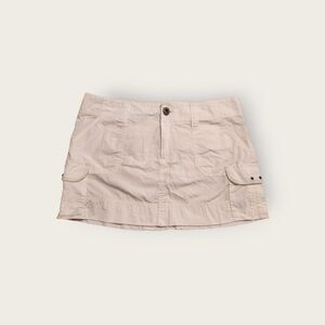 Vintage Y2k early 2000s Old Navy white low rise cargo mini skirt